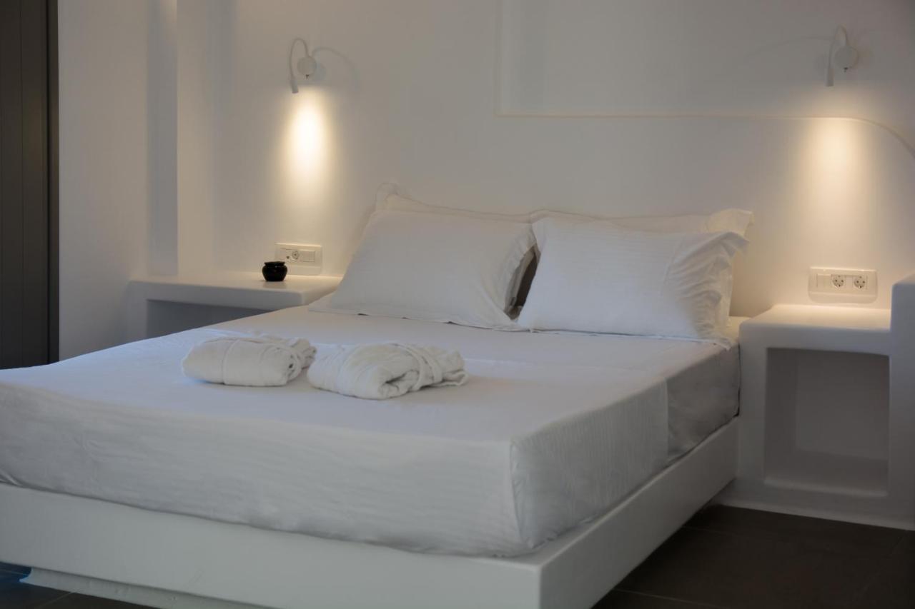 Amphitrite Suites Santorini Vóthon Exterior foto
