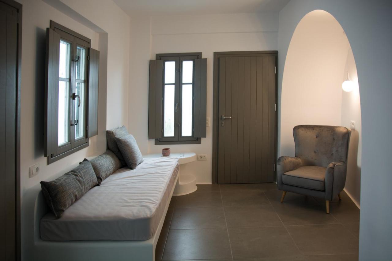 Amphitrite Suites Santorini Vóthon Exterior foto