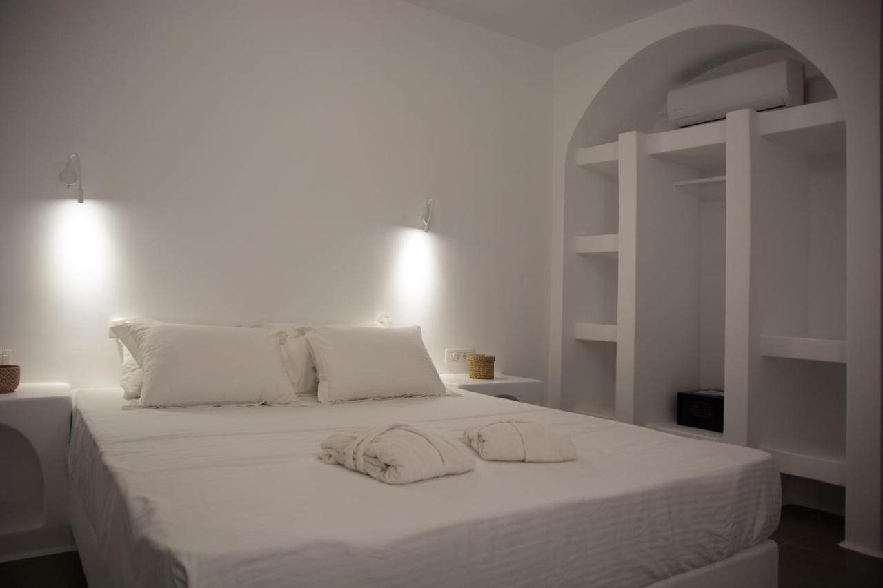 Amphitrite Suites Santorini Vóthon Exterior foto