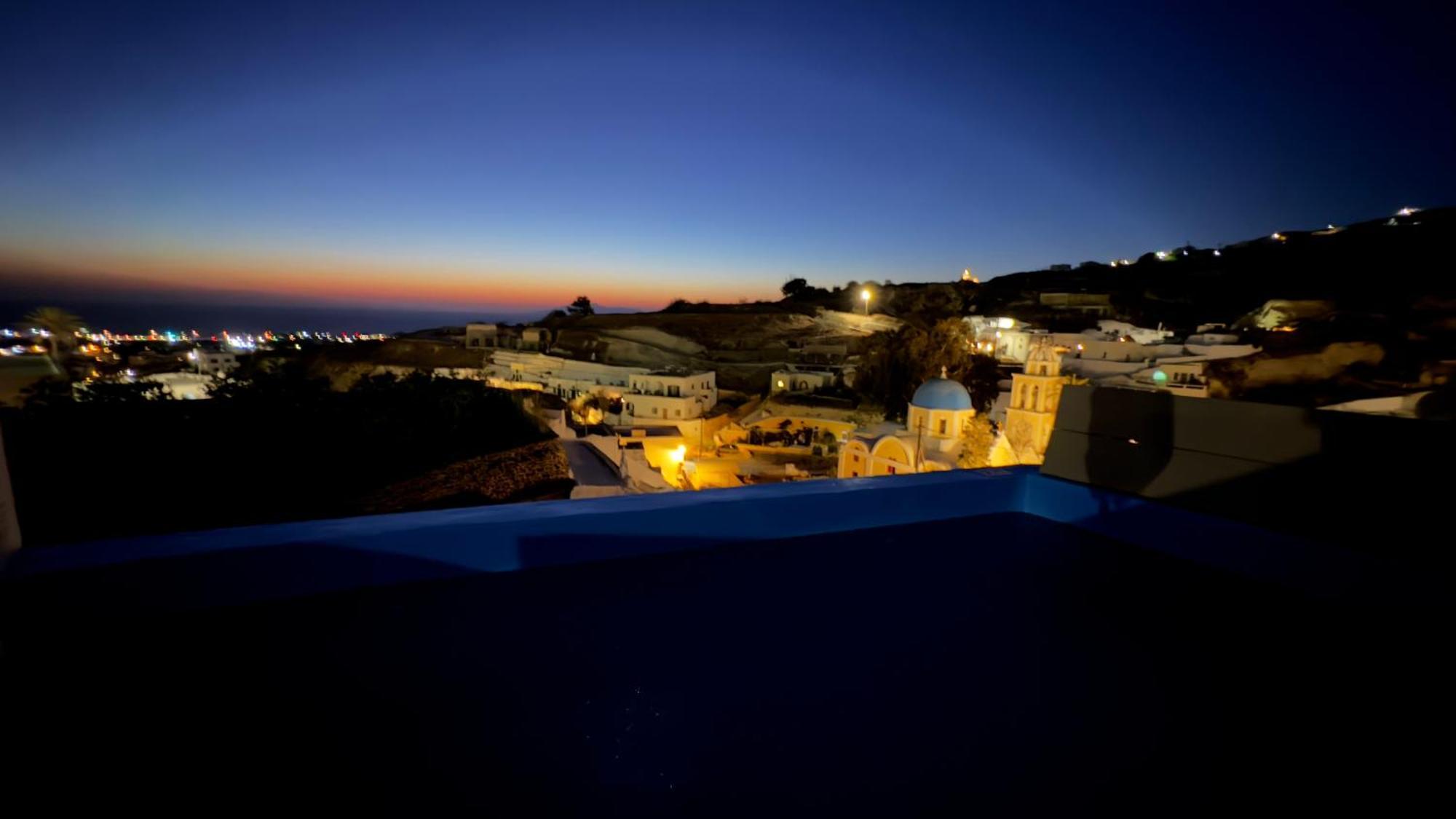 Amphitrite Suites Santorini Vóthon Exterior foto