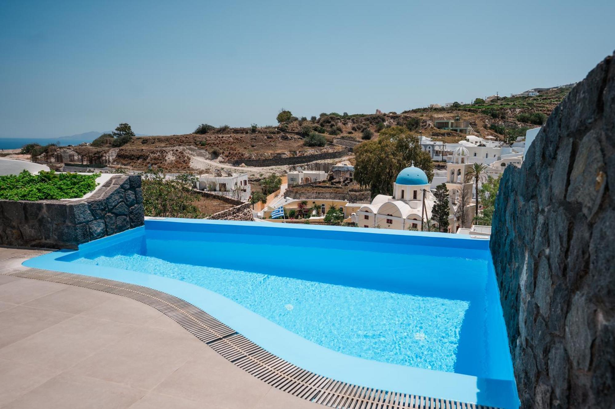 Amphitrite Suites Santorini Vóthon Quarto foto